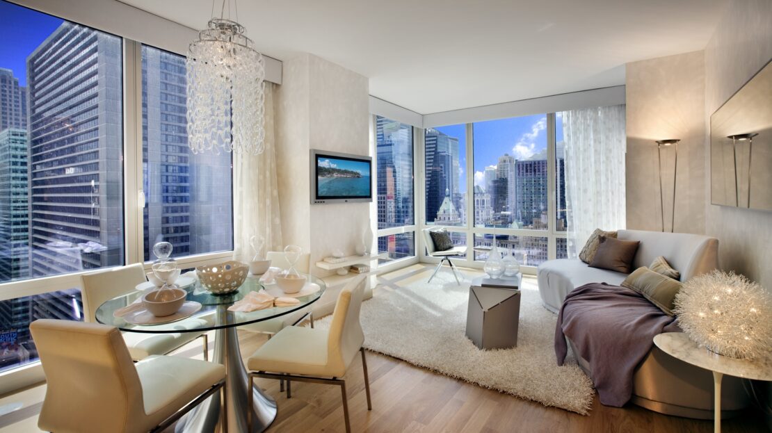 Luxury Apartment For Sale in Bahria Town Lahore