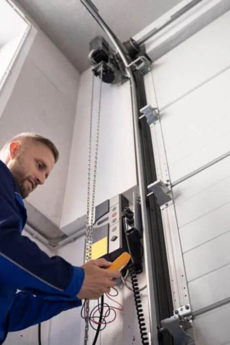 Garage Door Repair Manotick Station by SGG Door focuses on safety, clarity, and local care.